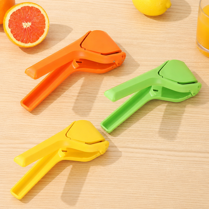 Fresh OJ in 10 Seconds – No Electricity, No Mess, No Regrets. Just Squeeze & Pour. 🍊⚡